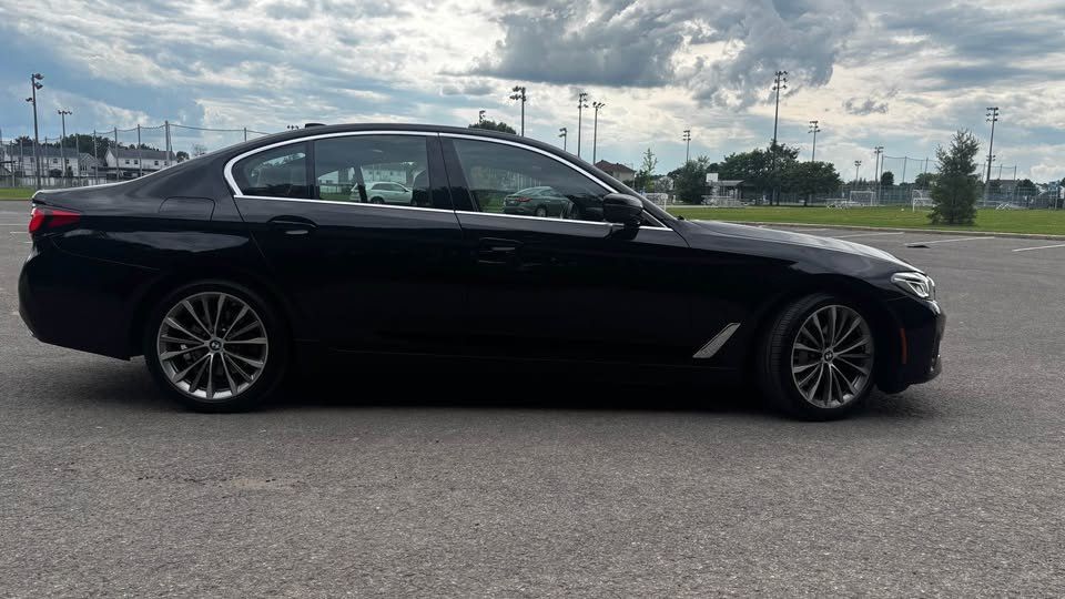 BMW 530 2022 - Image 5