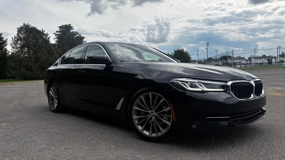 BMW 530 2022 - Thumbnail 1